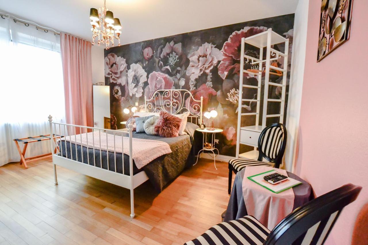 B&B "Villa Fink" Ostheim Exterior foto